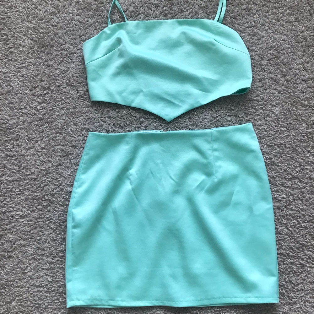 Ranya Skirt Set in Icy Mint